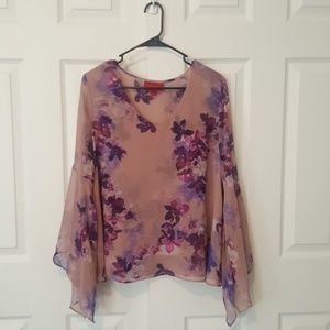 Jennifer Lopez flower blouse